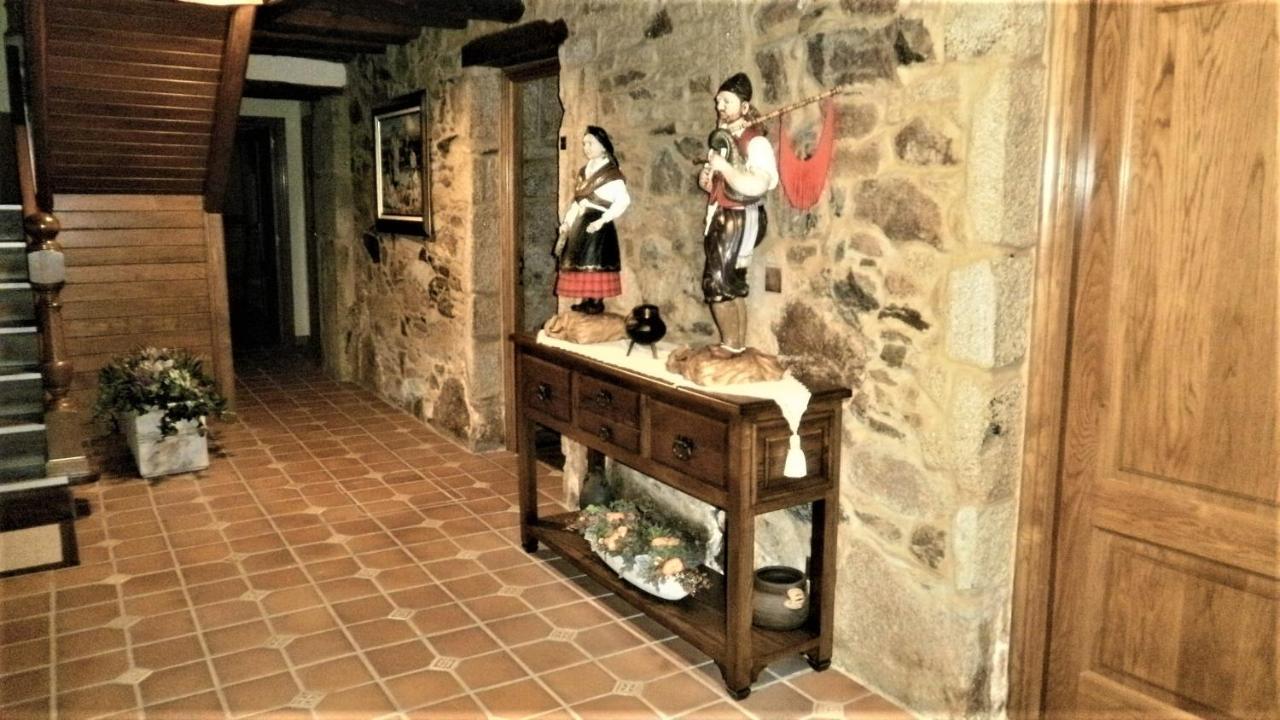 Casa De Los Somoza Melide Exteriör bild