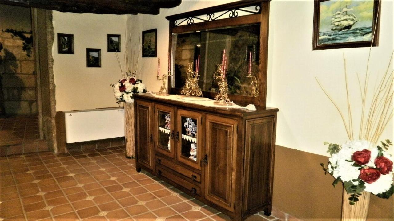 Casa De Los Somoza Melide Exteriör bild